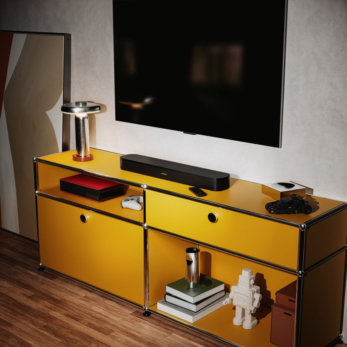 Bose TV Speaker (2nd Gen) product in gebruik