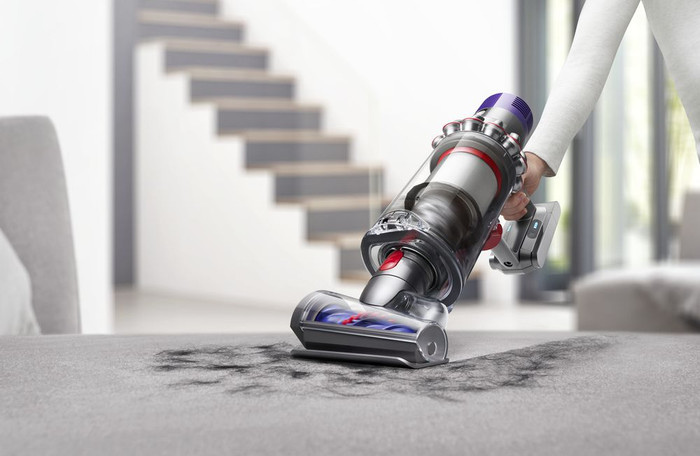 Dyson Hair Screw Tool product in gebruik