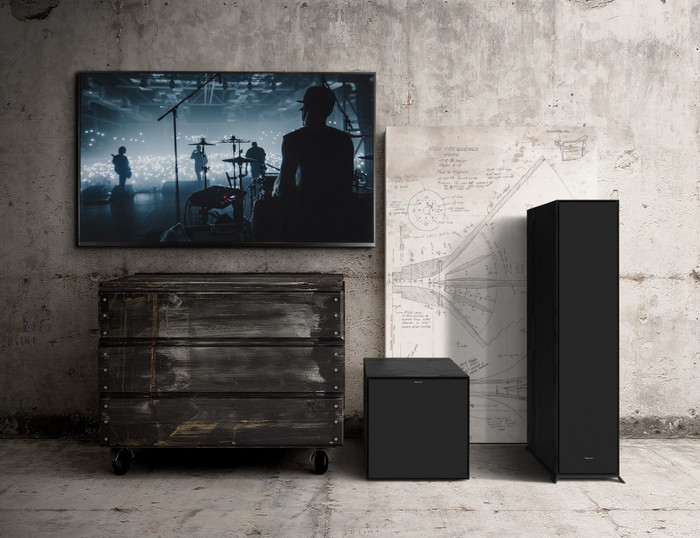 Klipsch R-121SW product in gebruik
