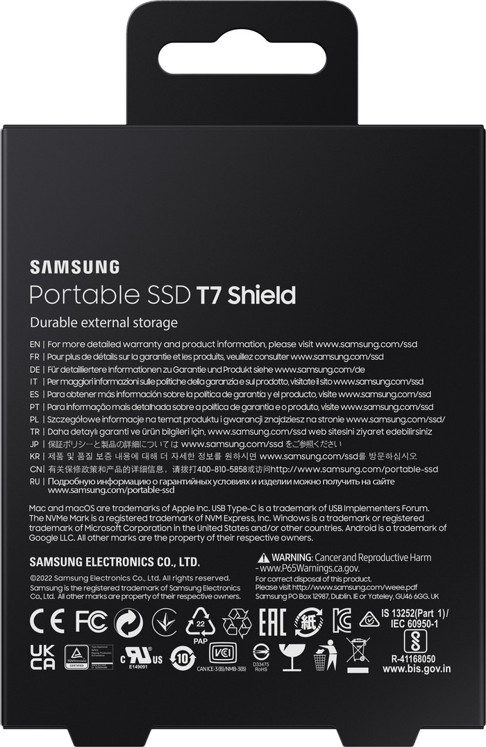 Samsung T7 Shield 4TB Black packaging