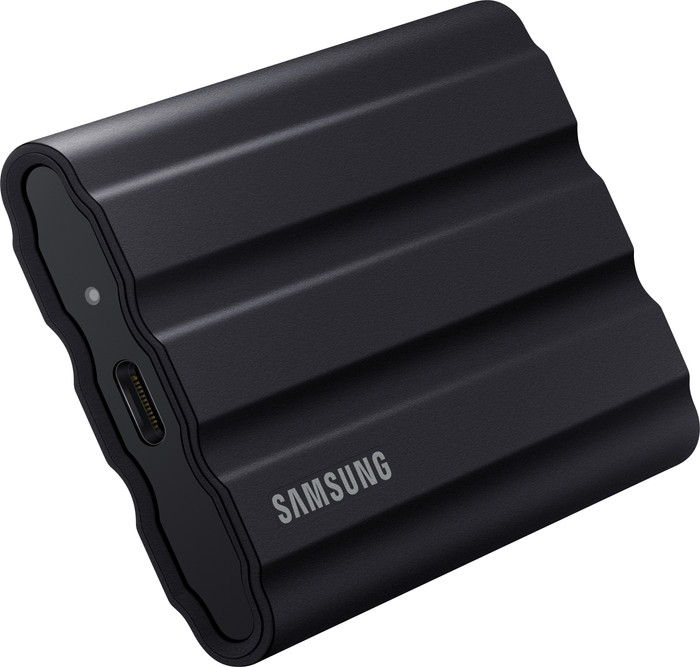 Samsung T7 Shield 4TB Black left side