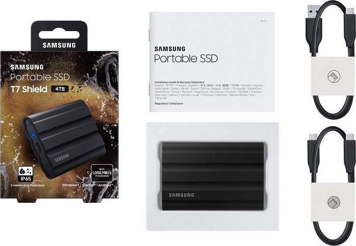 Samsung T7 Shield 4TB Black packaging