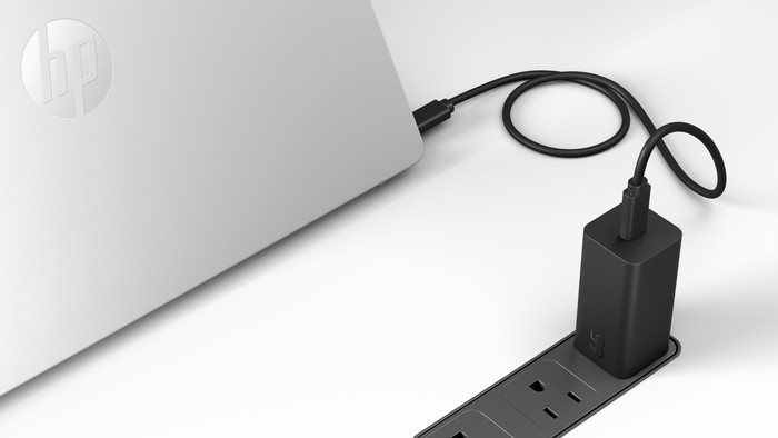 HP 65W GaN Usb C Oplader product in gebruik