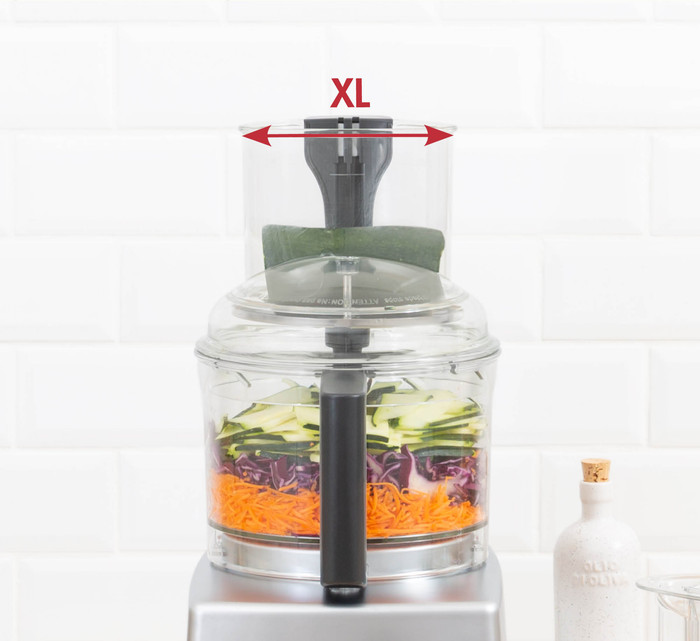 Magimix CS 5200 XL Premium Mattchrom produkt in gebrauch