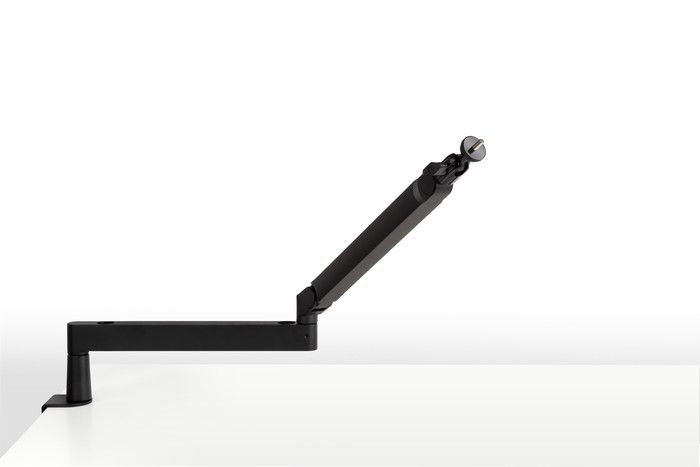 Elgato Wave Mic Arm LP product in gebruik