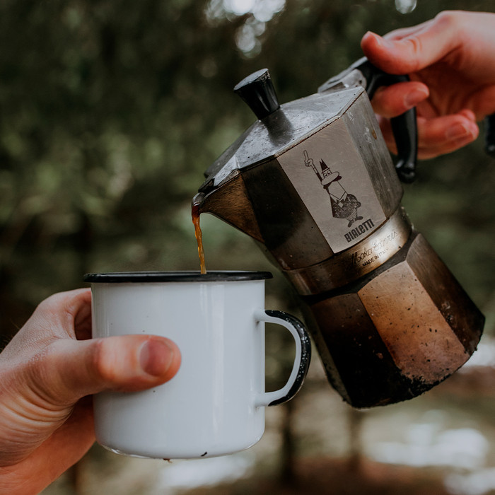 Bialetti Moka Express 6 kopjes product in gebruik