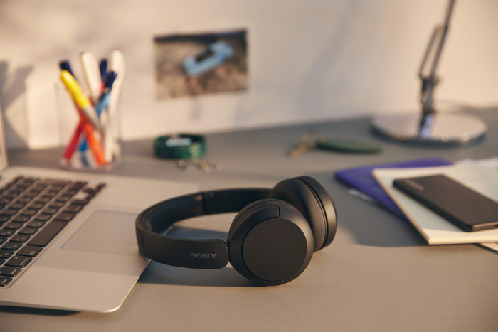 Sony WH-CH520 Black product in use
