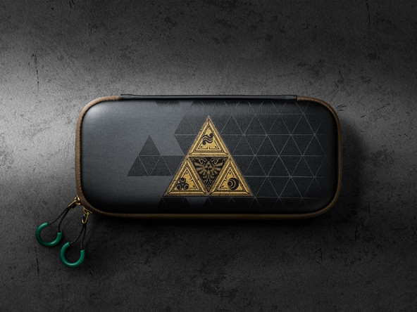 Nintendo Switch 2 Beschermhoes The Legend of Zelda 40th Anniversary Edition product in gebruik