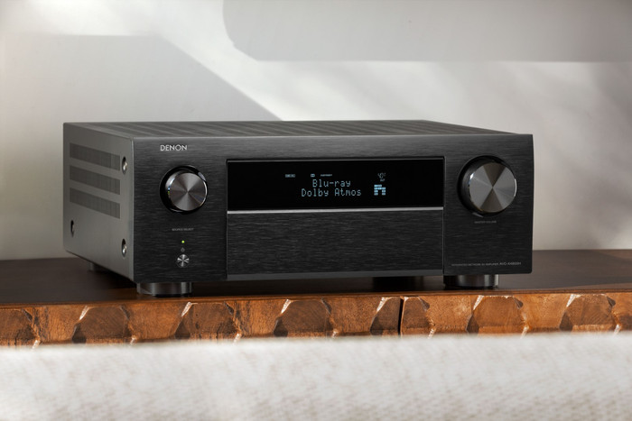 Denon AVC-X4800H Zwart product in gebruik