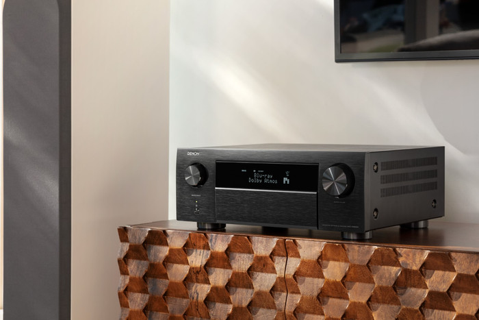 Denon AVC-X4800H Zwart product in gebruik