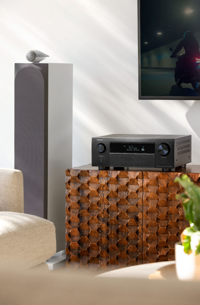 Denon AVC-X4800H Zwart product in gebruik