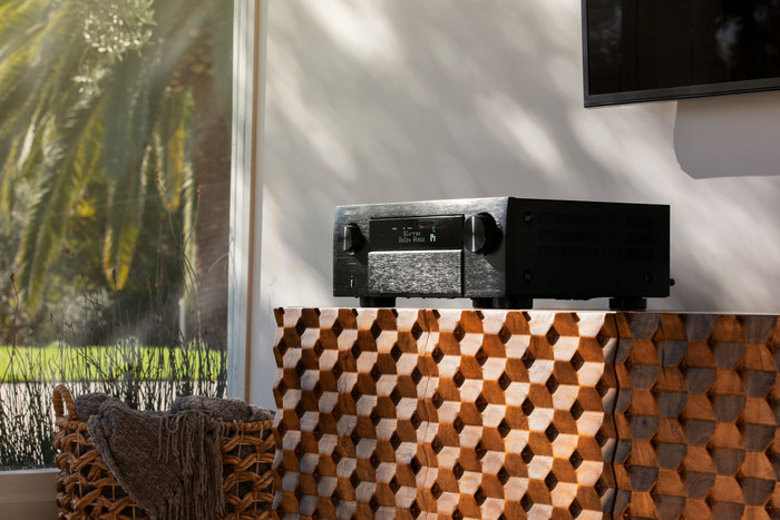 Denon AVC-X4800H Zwart product in gebruik
