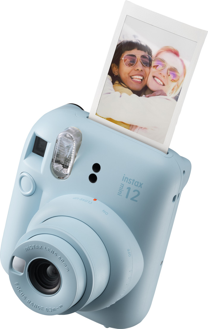 Fujifilm Instax Mini 12 Pastel Blue produkt in gebrauch