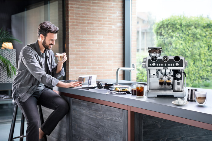 De'Longhi La Specialista Maestro EC9865.M product in gebruik