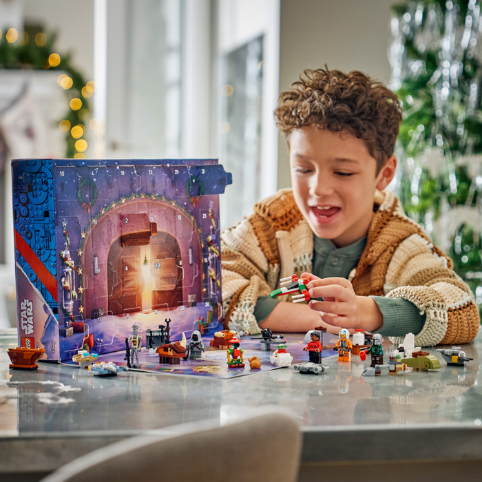 LEGO Star Wars Adventskalender 2026 75456 product in gebruik