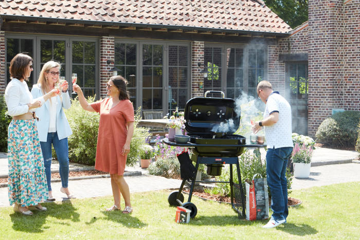 Barbecook Magnus Premium product in use