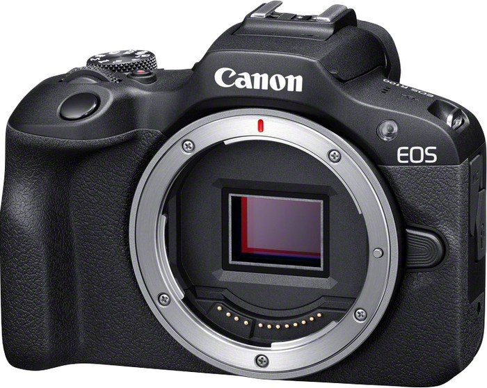 Canon EOS R100 Zwart + RF-S 18-45mm f/4.5-6.3 IS STM rechterkant