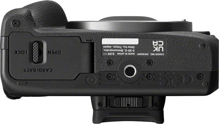 Canon EOS R100 Zwart + RF-S 18-45mm f/4.5-6.3 IS STM onderkant