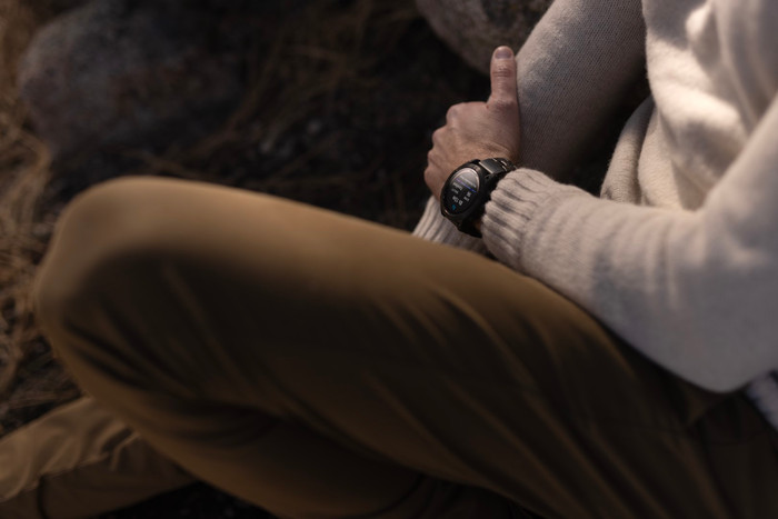 Garmin Fenix 7X Pro Solar Black 51mm product in use