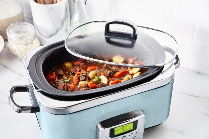 GreenPan Elite Slowcooker Blue Haze 6 Liter product in gebruik