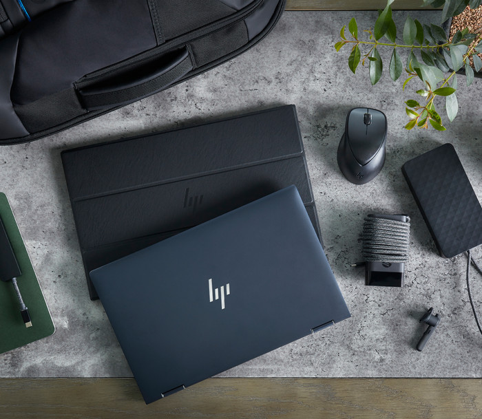 HP USB-C 65W Laptop Oplader product in gebruik