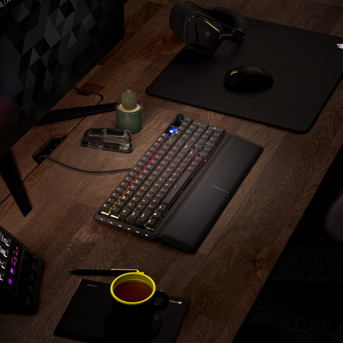 Corsair Vanguard 96 Mechanisch Gaming Toetsenbord Qwerty product in gebruik
