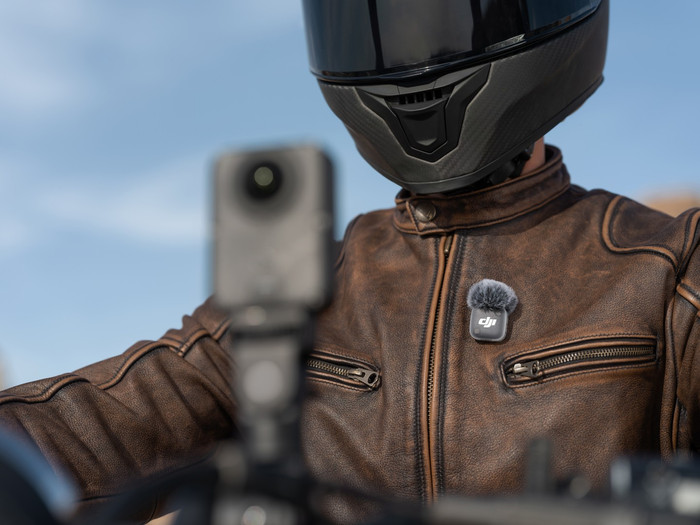 DJI Osmo 360 II Limitless Riding Combo product in gebruik