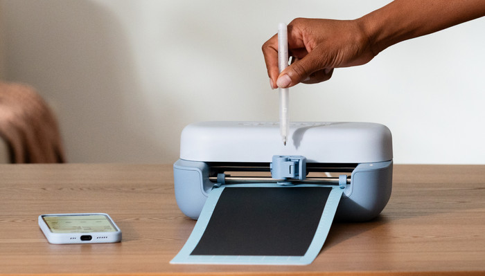 Cricut extra fijne pennen 0,3 mm (set van 3) + adapter product in gebruik