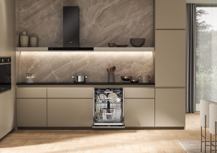 Whirlpool W7I HT58 T MaxiSpace product in use