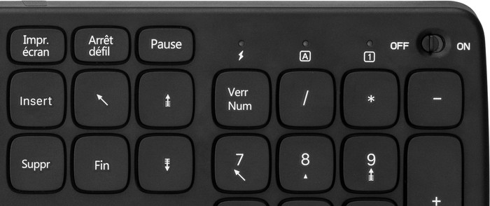 BlueBuilt Wireless USB Keyboard AZERTY + BlueBuilt Nexum Wireless Mouse detail