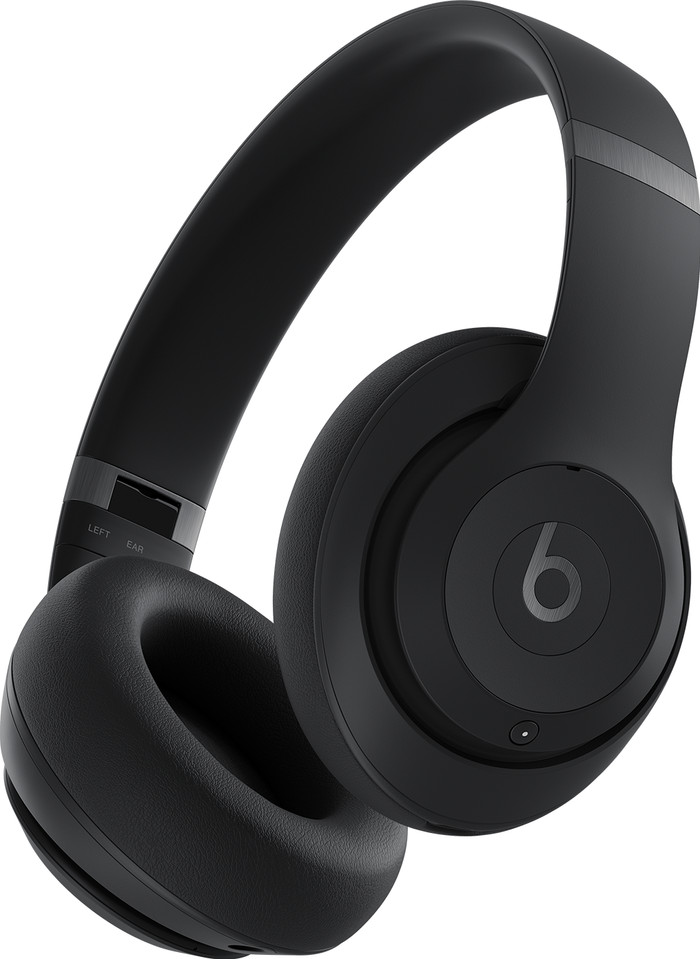 Beats Studio Pro Black detail