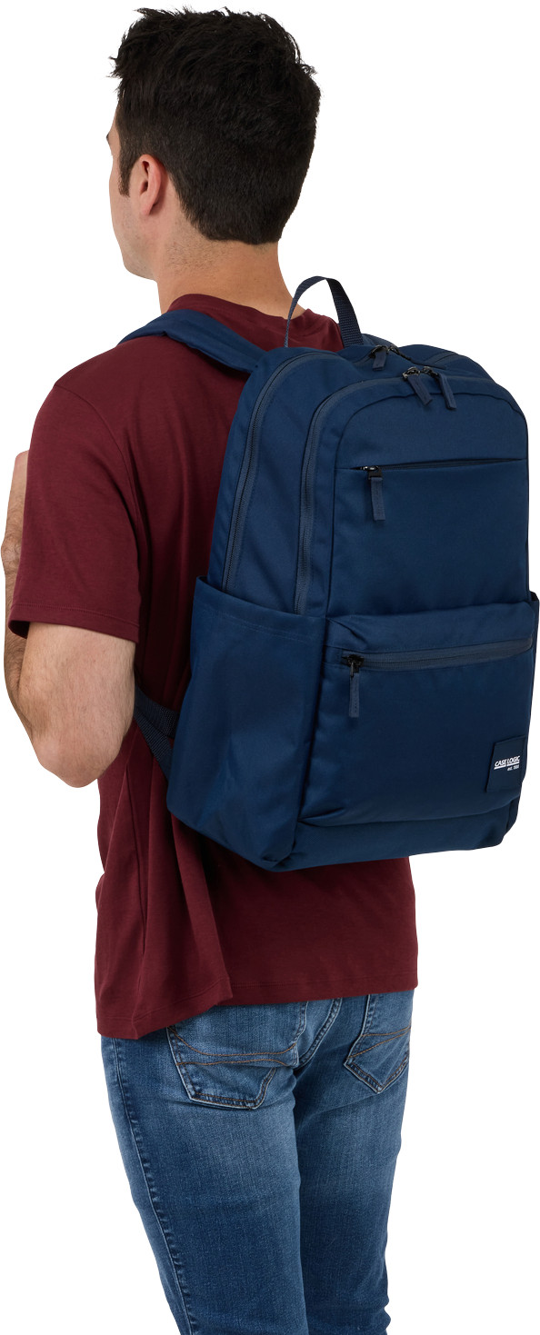 Case Logic Uplink Laptop Rugzak - Donkerblauw product in gebruik