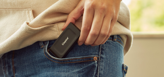 Kingston XS1000 Portable SSD 2TB product in gebruik