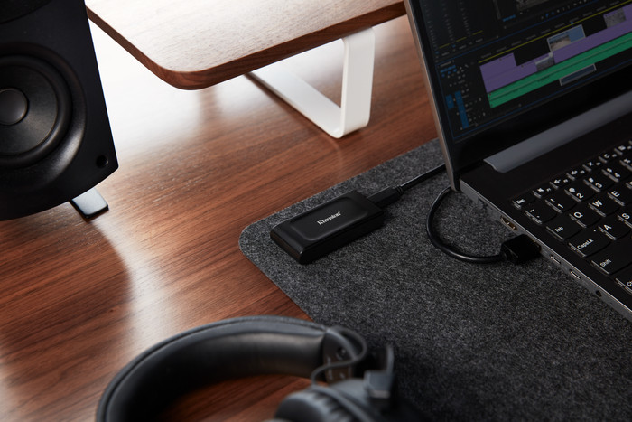 Kingston XS1000 Portable SSD 2TB product in gebruik