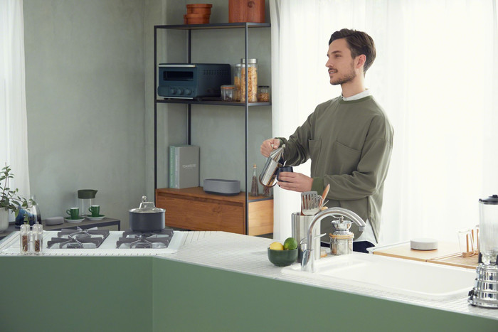 Sony HT-AX7 product in gebruik