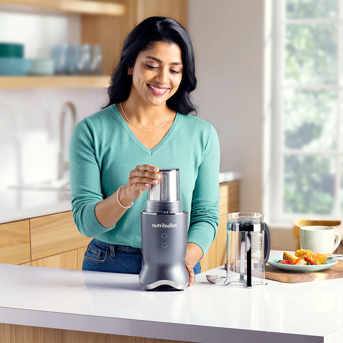 Nutribullet Ultra Plus+ Compact Kitchen product in gebruik