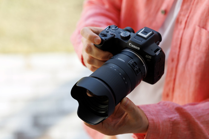Tamron 17-70mm f/2.8 Di III-A VC RXD Canon RF product in gebruik