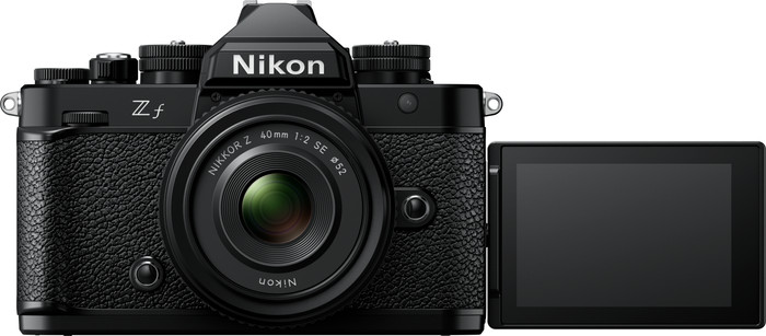 Nikon Z f + NIKKOR Z 40mm f/2.0 voorkant
