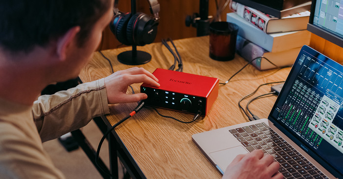 Focusrite Scarlett4-4I4 product in gebruik