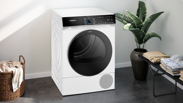 Siemens WQ46B2C7NL SelfCleaning product in use