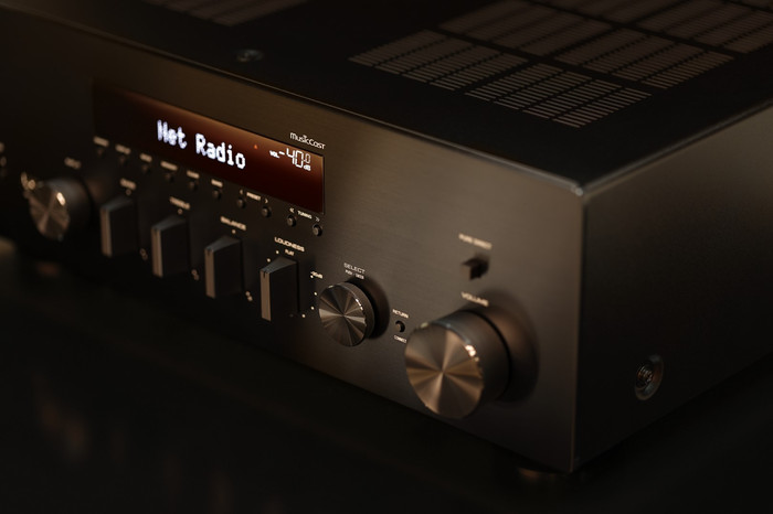 Yamaha R-N600 Zwart product in gebruik