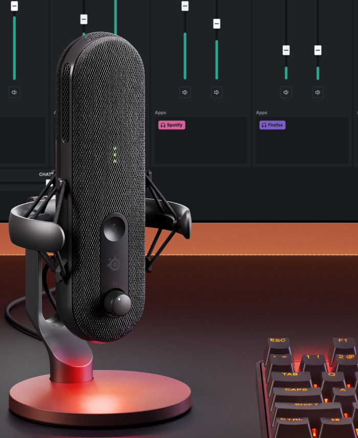 SteelSeries Alias microphone product in use