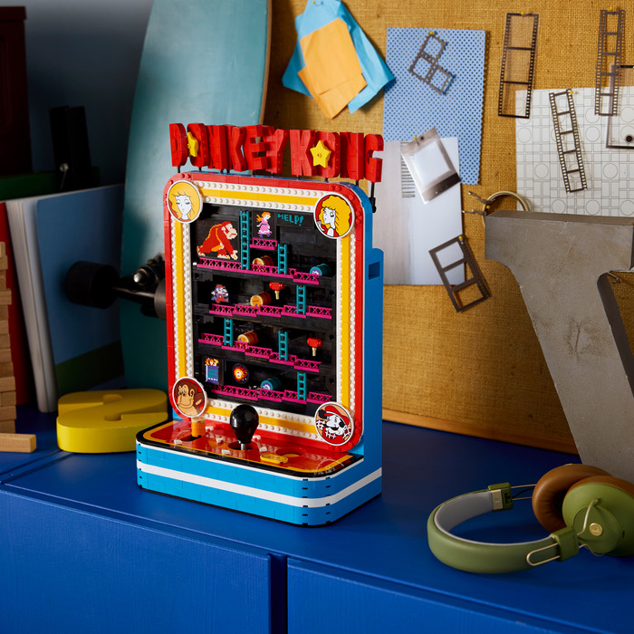 LEGO Super Mario Donkey Kong Arcadekast 72051 detail