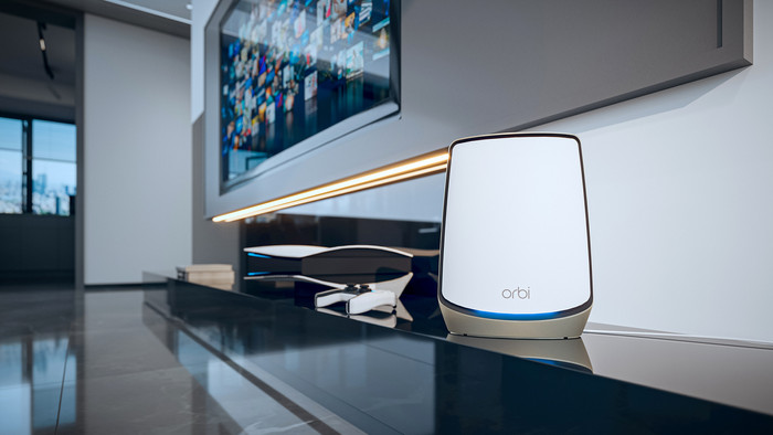 NETGEAR Orbi RBK860 Mesh White Expansion product in use