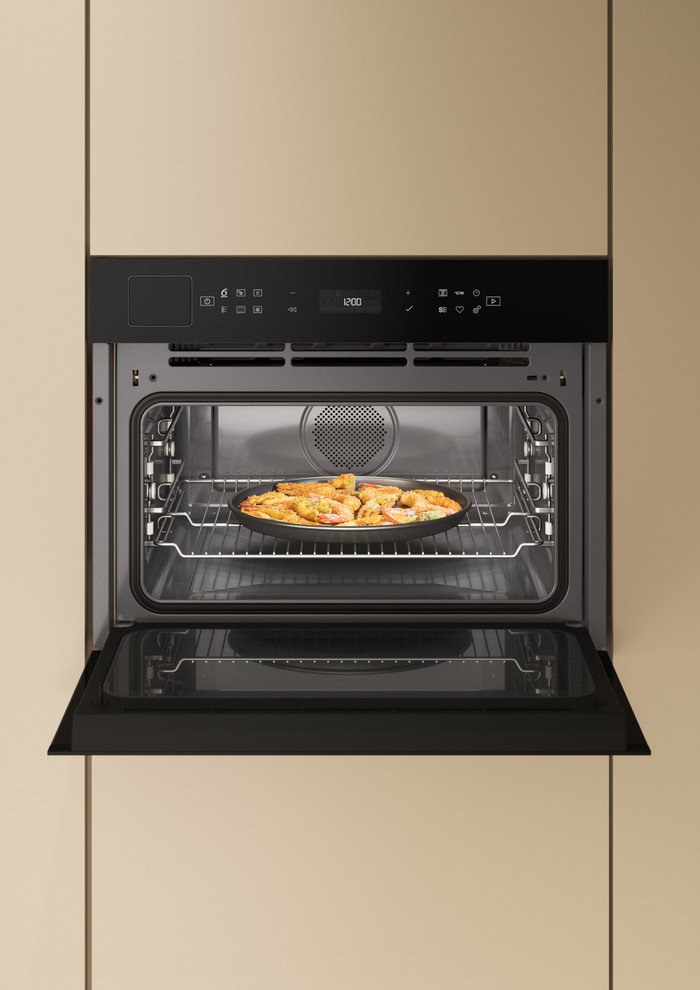 Whirlpool WCT7A9PHTSB product in use