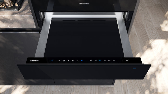 Siemens HB732G1B1 + Siemens CM724G1B1 + Siemens BI710C1B1 binnenkant