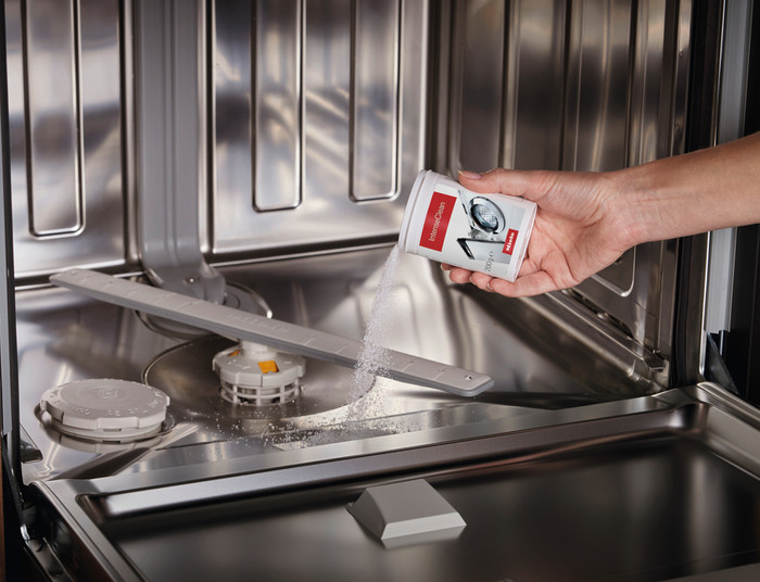 Miele G 7232 SC BRWS product in use