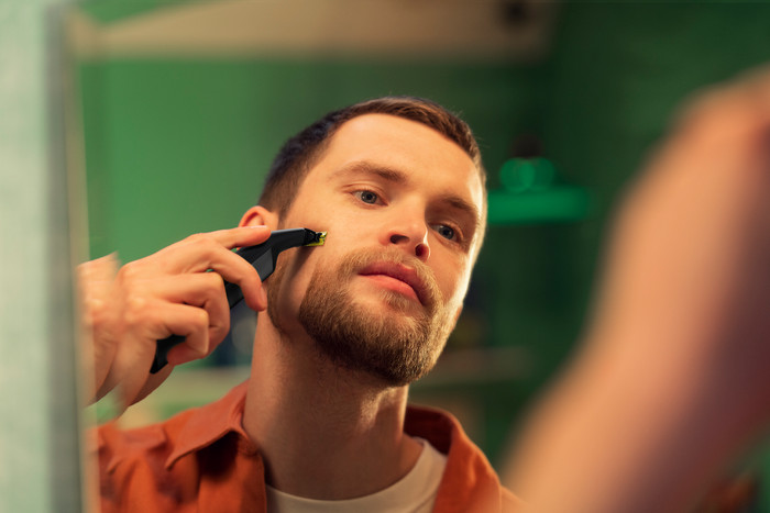 Philips OneBlade 360 Blade QP420/50 product in use
