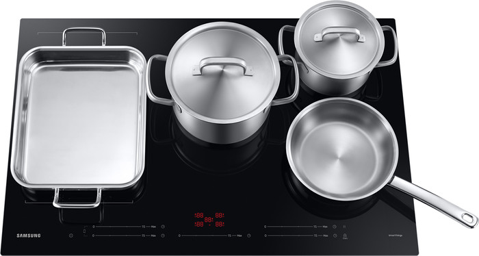 Samsung NZ85C5047FK/U1 product in use