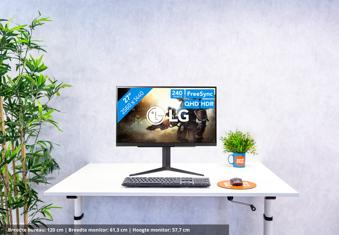 LG UltraGear 27GR83Q-B visual Coolblue 1